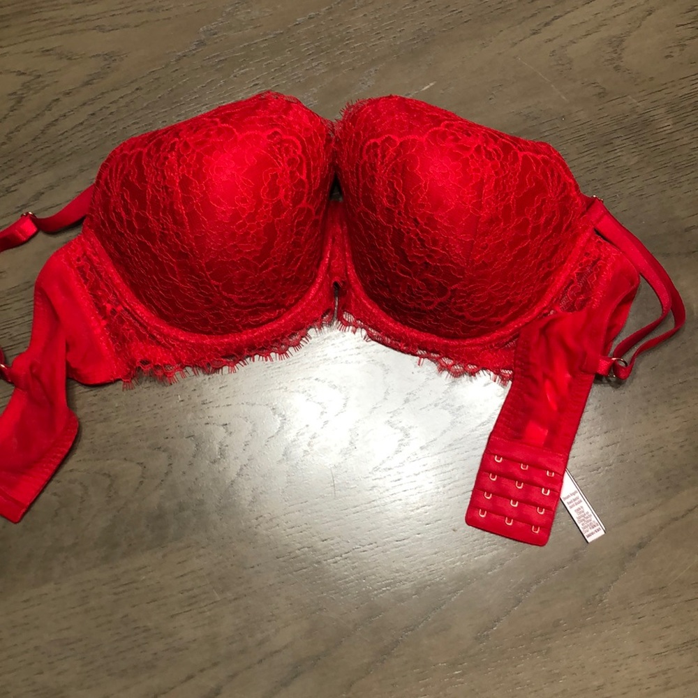 Gorgeous Victoria’s Secret Bra